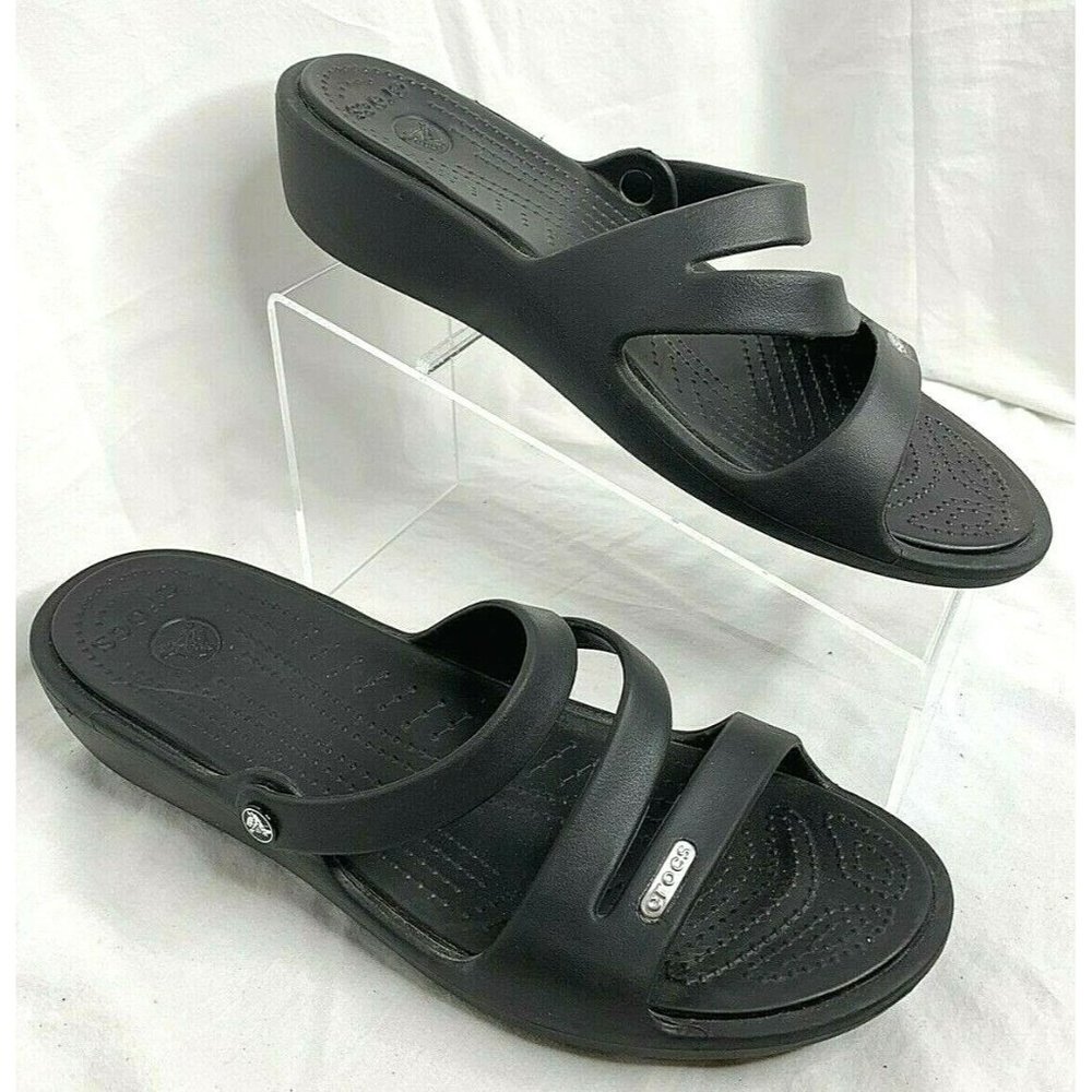 Crocs Black Swiftwater Strappy Sandals Wedge Heel Womens SZ 10 EUC